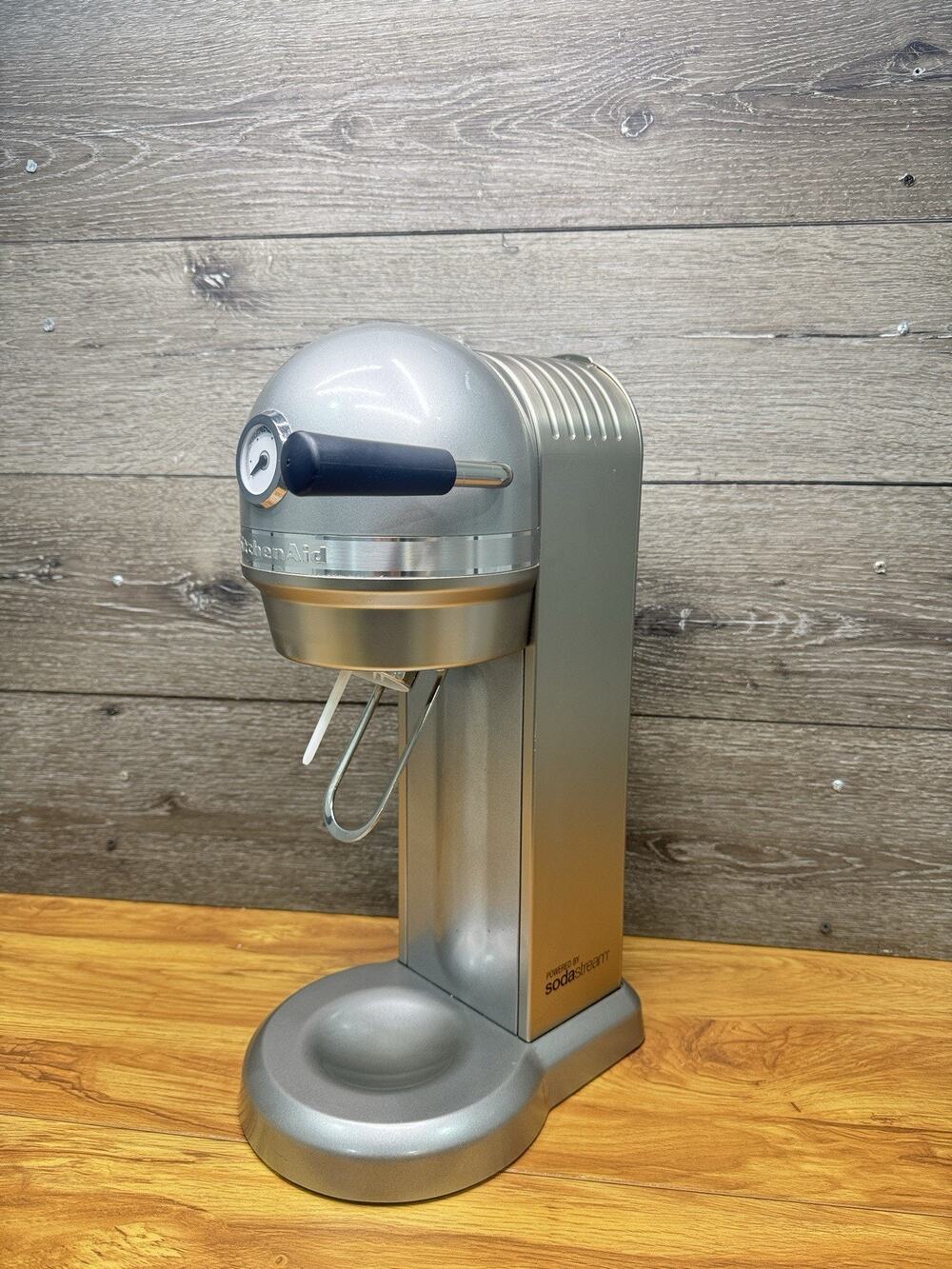 Kitchenaid KSS1121CU Sparkling Beverage Maker Powered By SodaStream Silver Gray